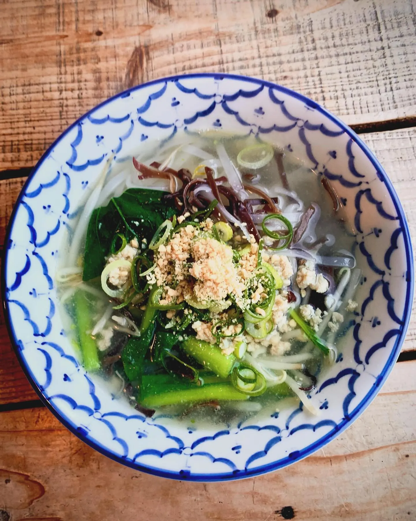 寒かったんで鶏ガララーメン作りました!